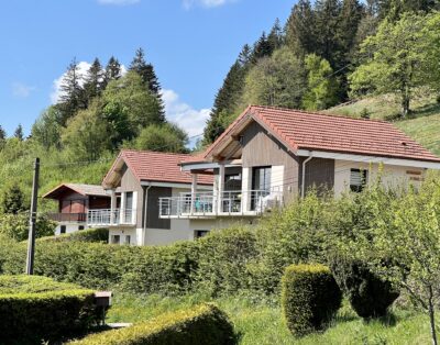 CHALET ENTRE LAC ET FORET